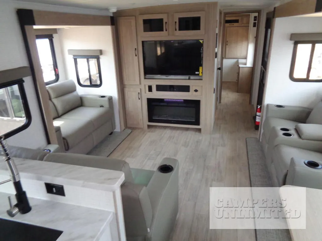 2026 Forest River Solaire 3060RKTS, Photos photo 15