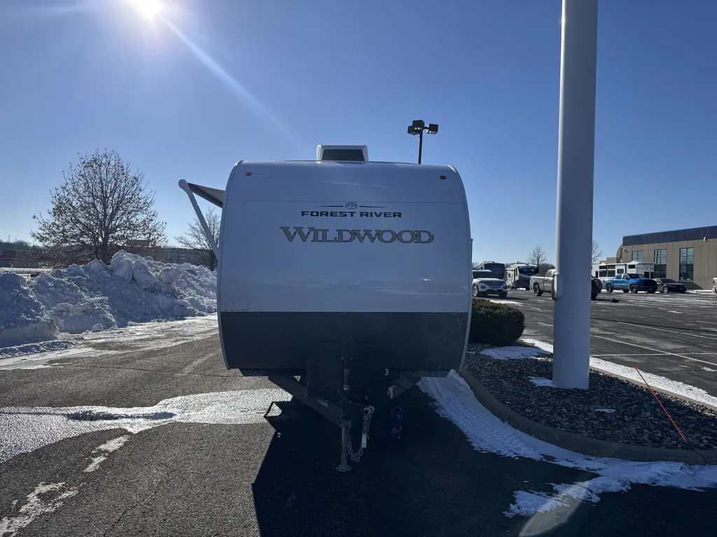 2026 Forest River Wildwood 300ICE, Photos photo 4