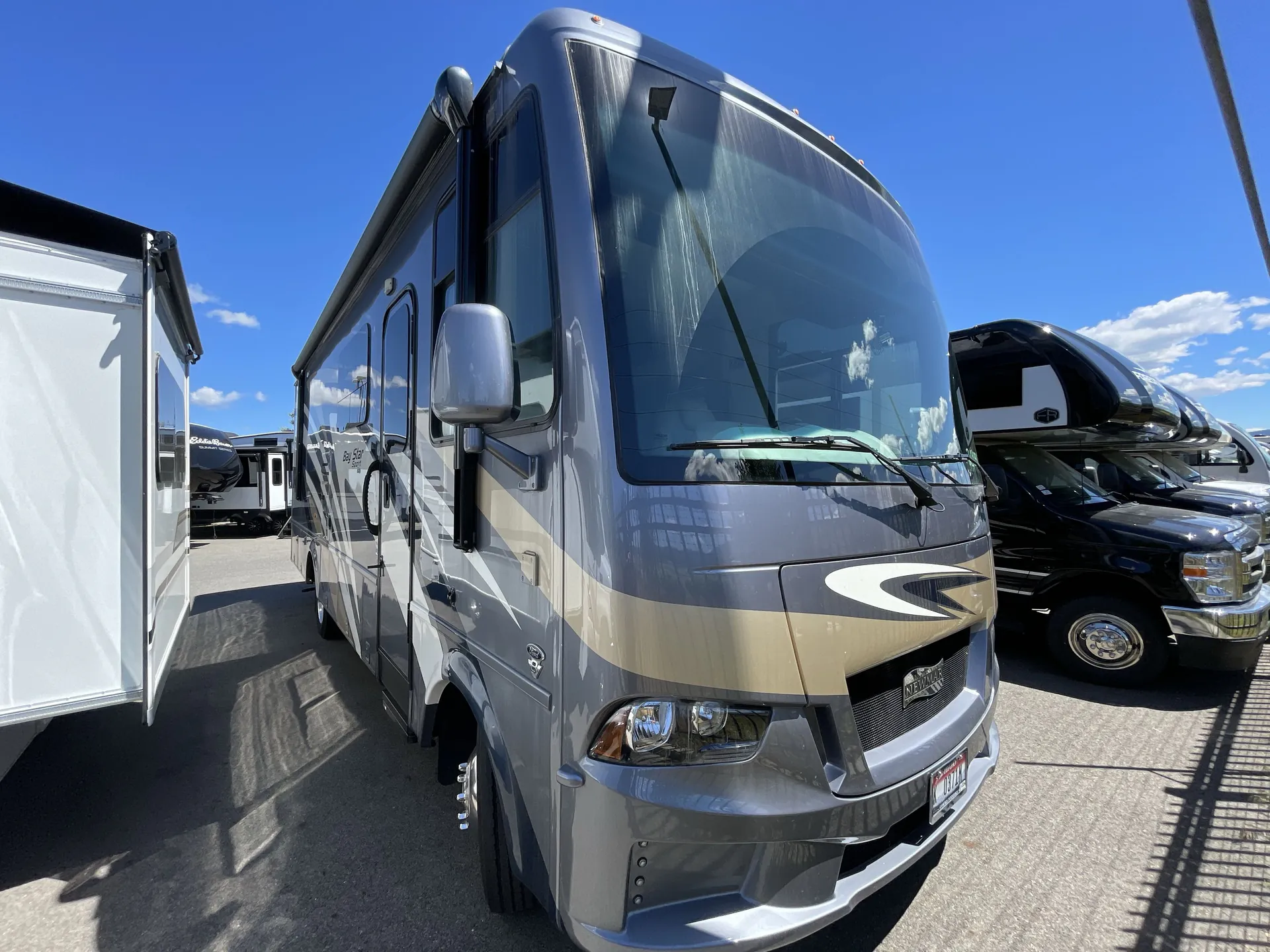 2021 Newmar Bay Star Sport 2813 - Photo 2