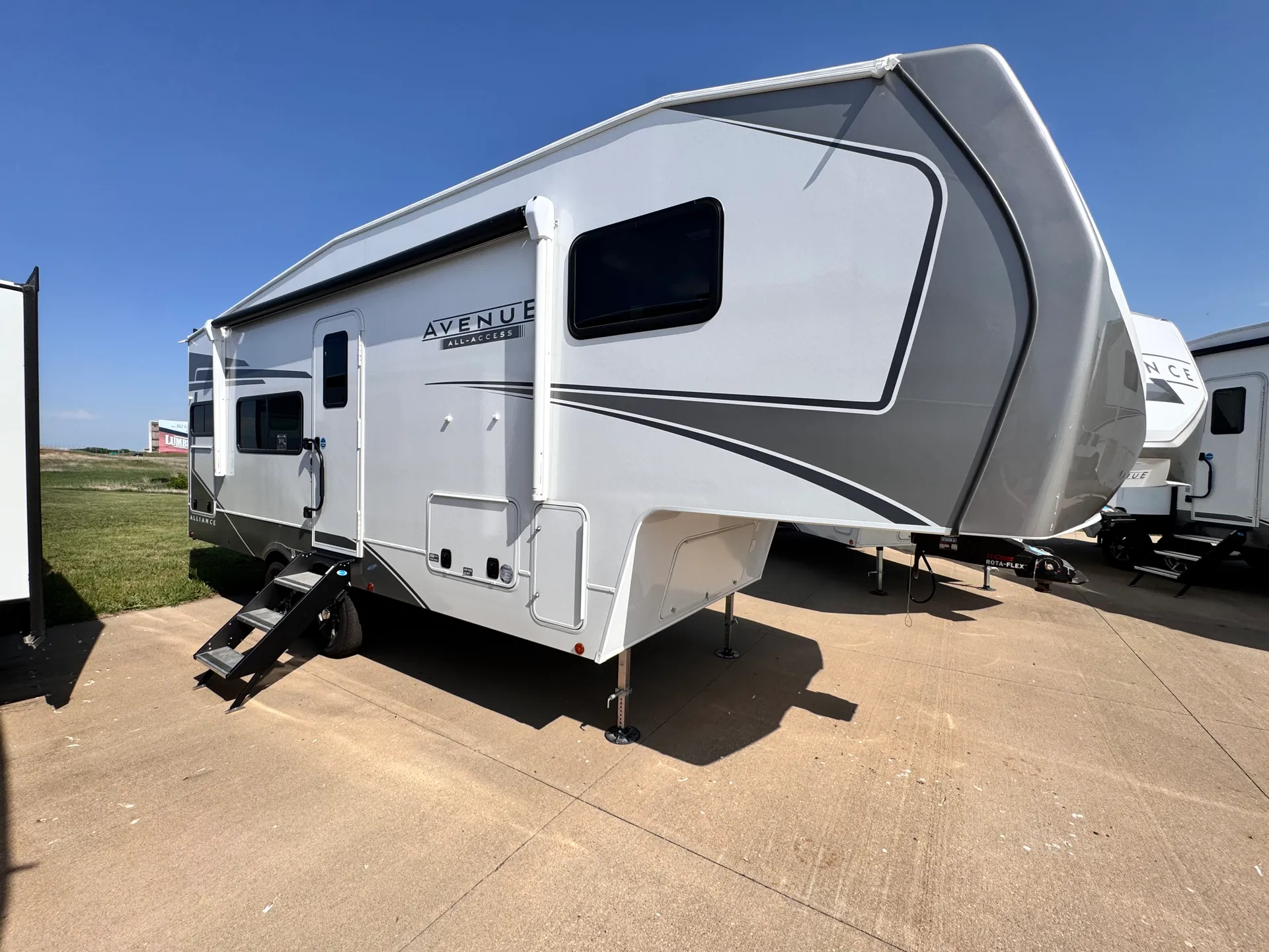 2026 Alliance RV Avenue All-Access 23ML - Photo 2
