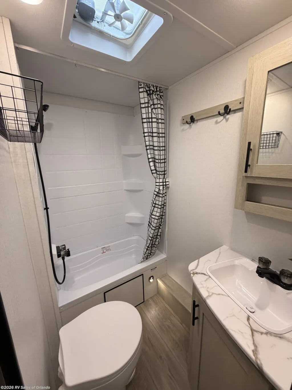 2025 Shasta I-5 526BH, Photos photo 28