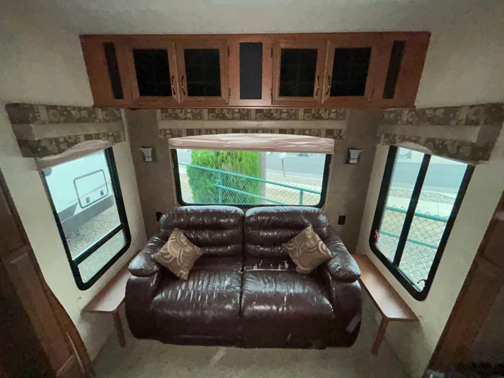 2014 Forest River Sandpiper 356RL, Photos photo 13