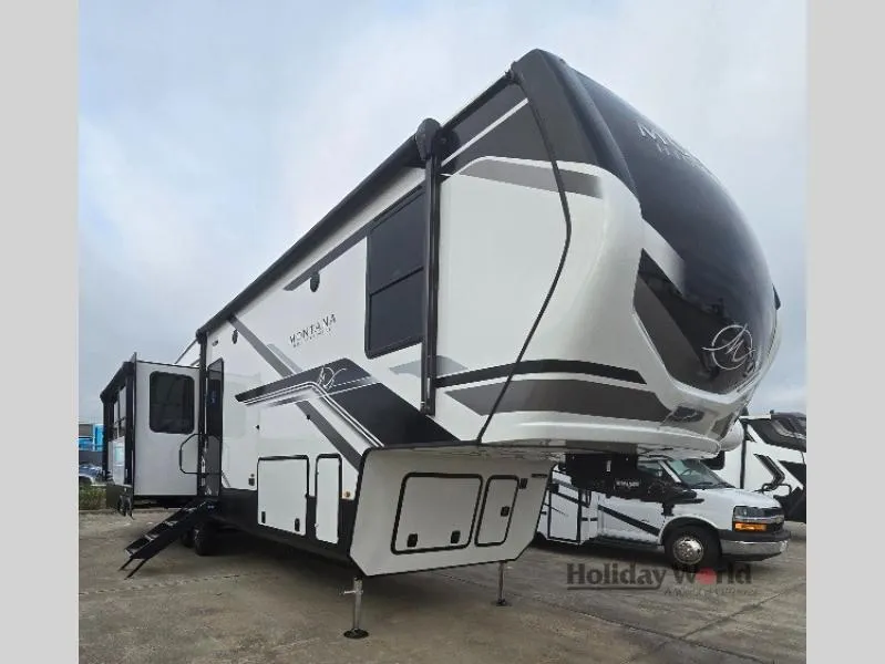 2025 Keystone Montana High Country 331RL - Photo 2