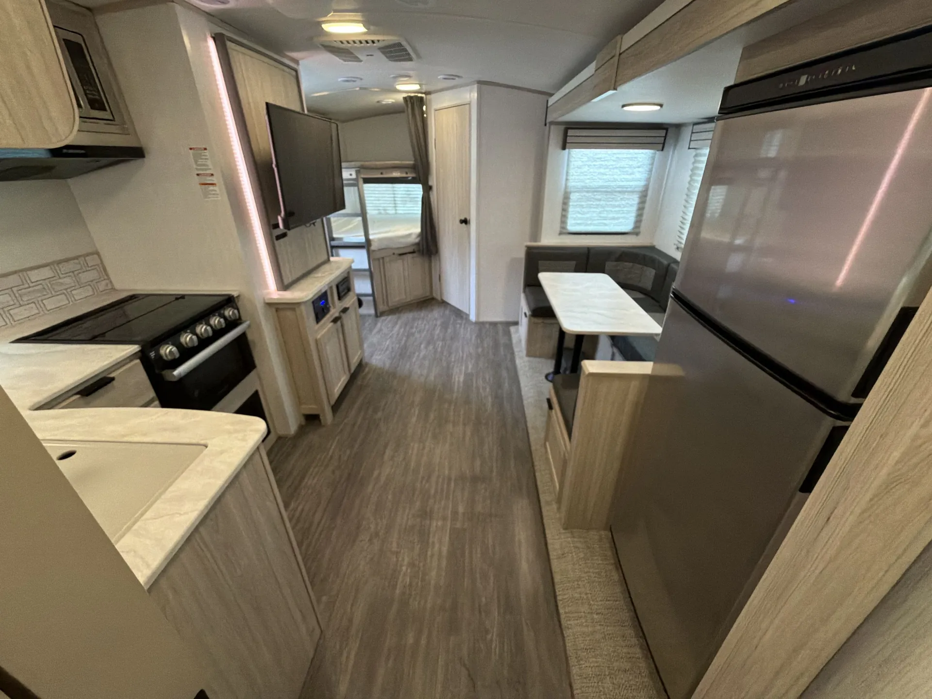 2022 Cruiser RV Shadow Cruiser 258BHS — living area main