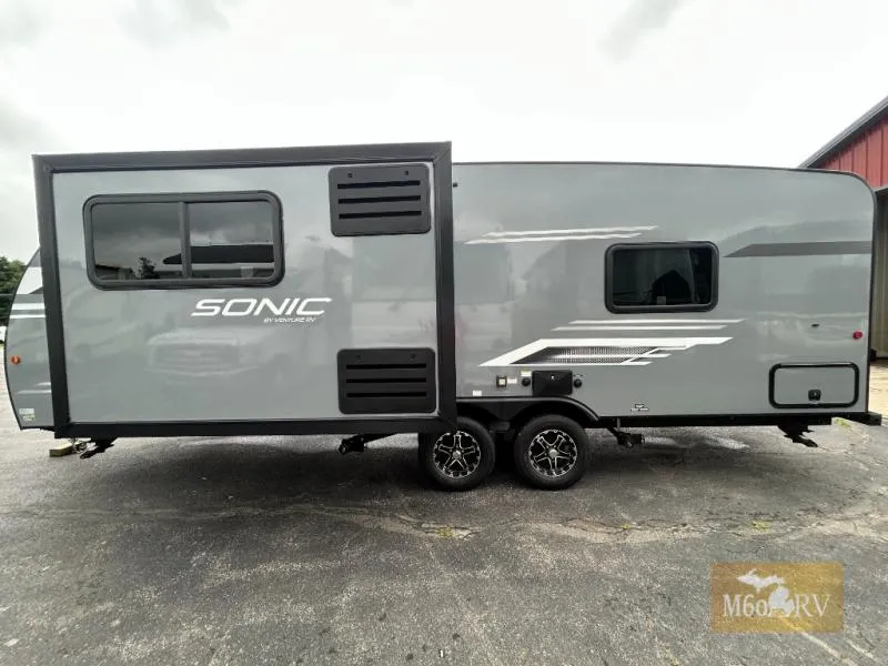 2023 Venture RV Sonic SN241VFL - Photo 4