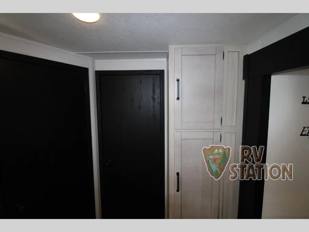 2027 Forest River Puma 32BHQS, Photos photo 37