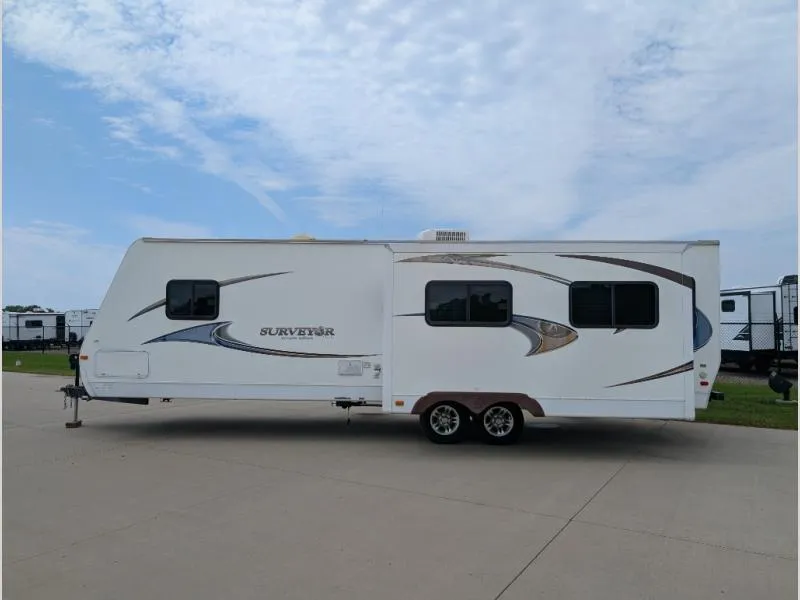 2011 Forest River RV Surveyor Select Used    SV-302 - Photo 2