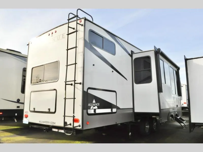 2023 Alliance RV Avenue 36BRM - Photo 4