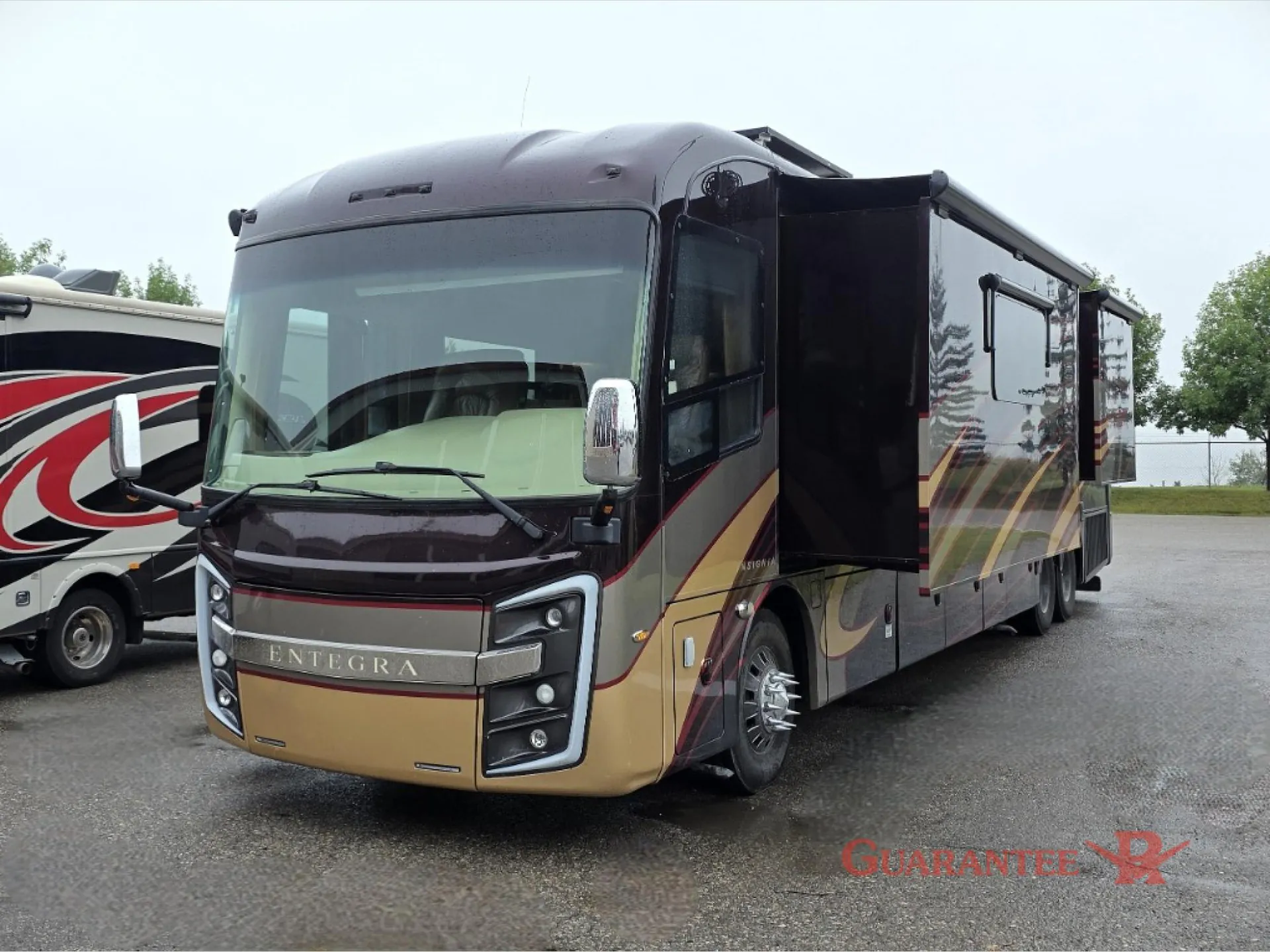 2017 Entegra Coach Insignia 44W - Photo 4