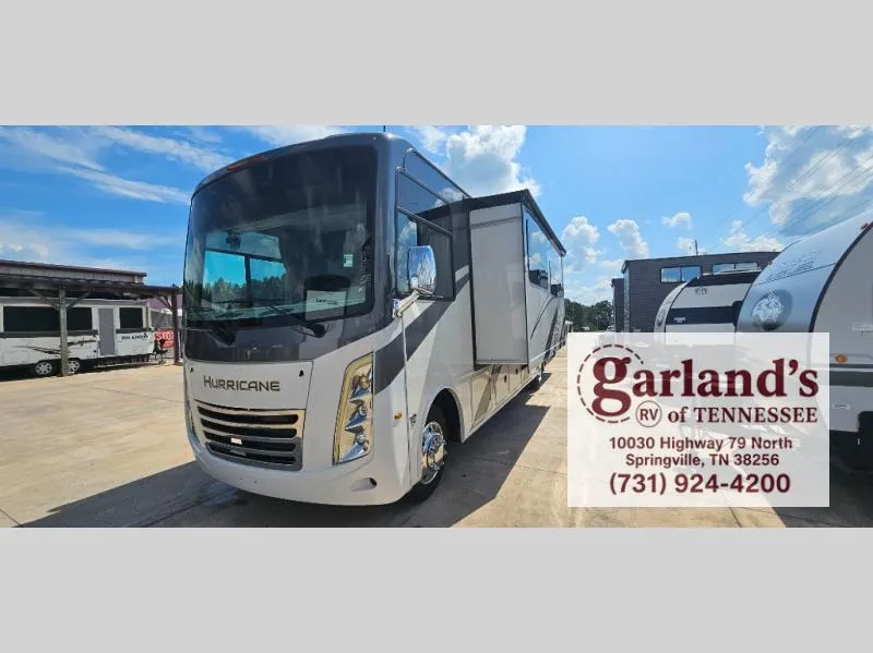 2023 Thor Motor Coach Hurricane 35M - Photo 4
