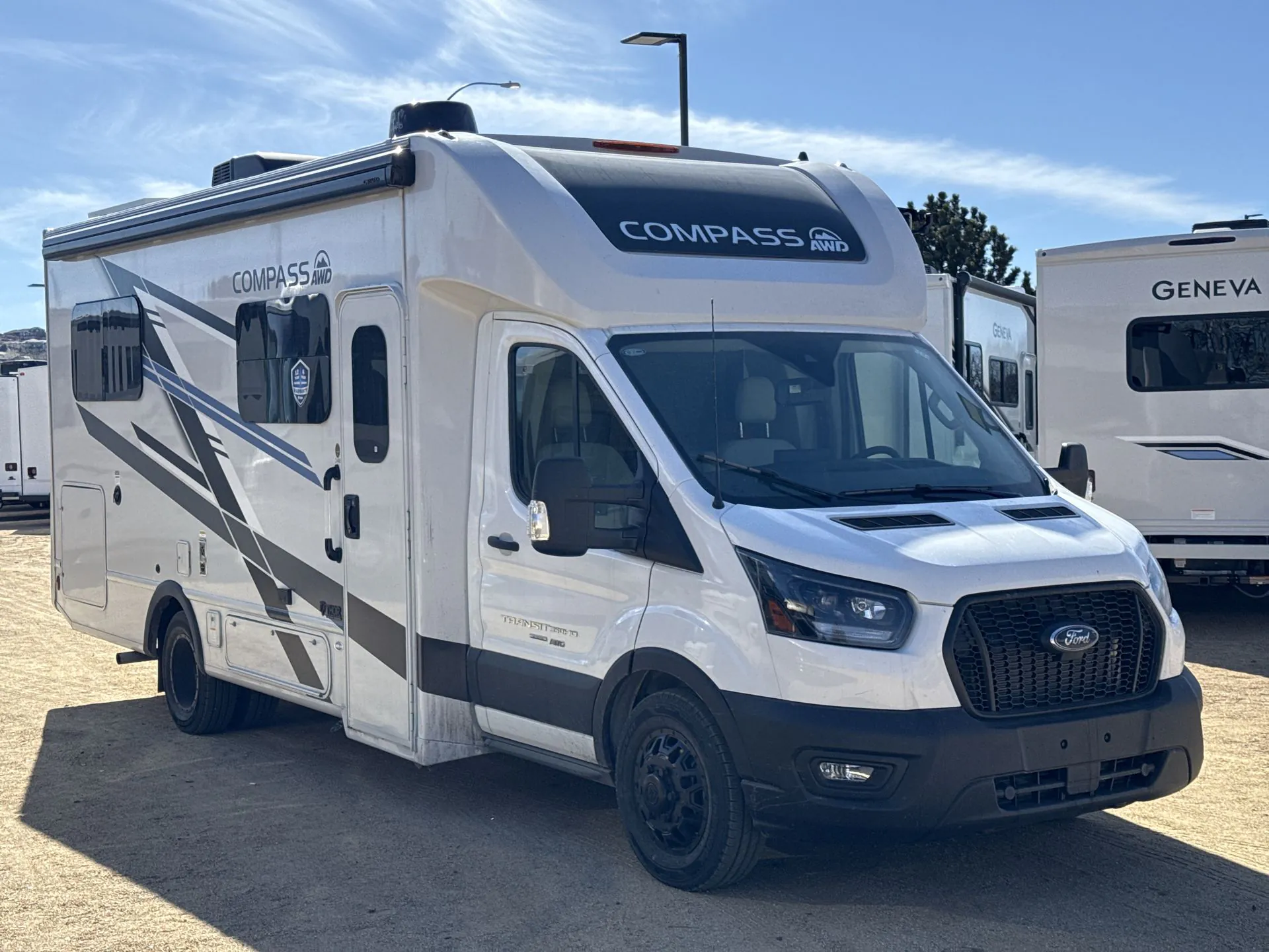 2026 Thor Motor Coach Compass AWD 24KB - Photo 2