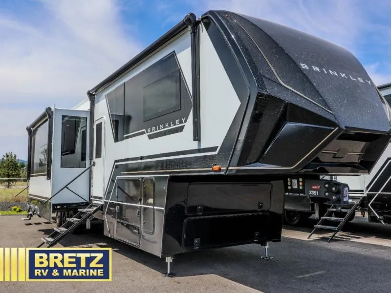 2026 Brinkley Model G 3950 - Photo 2