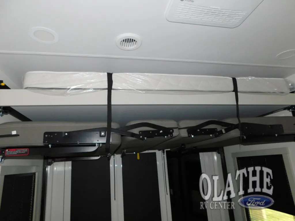 2026 Brinkley Model G 3970, Photos photo 33