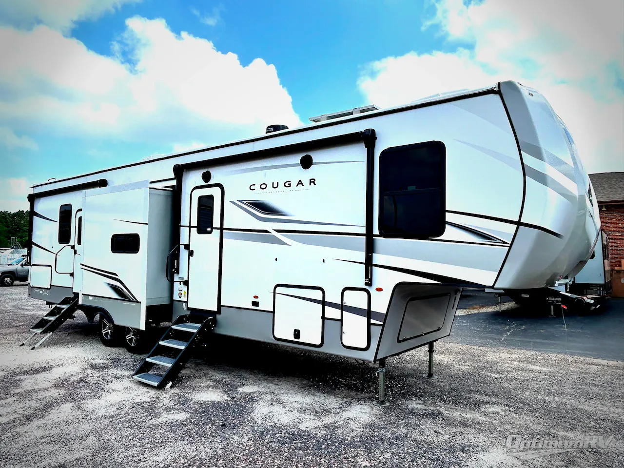 2023 Keystone Cougar 364BHL - Photo 2
