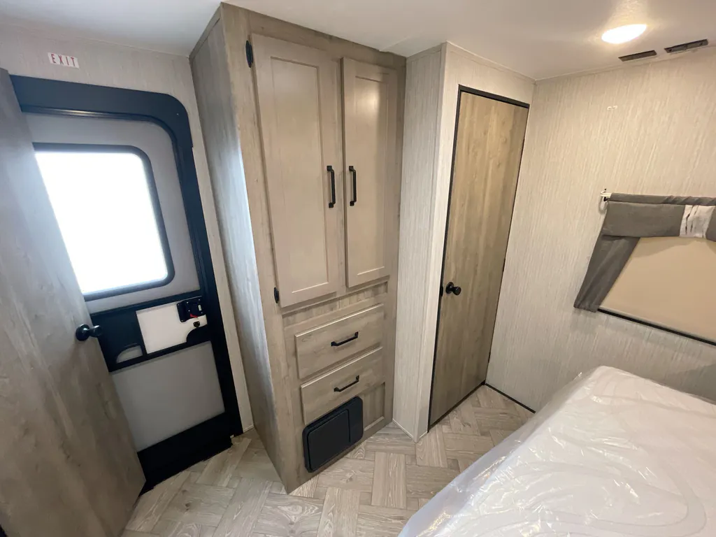 2022 Forest River Puma 26FKDS, Photos photo 17