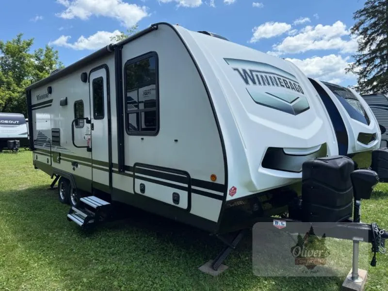 2020 Winnebago Minnie 2201MB - Photo 2