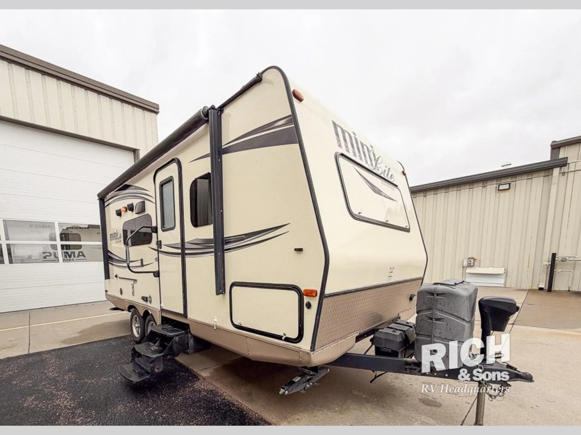 2015 Forest River Rockwood Mini Lite 2104S - Photo 4