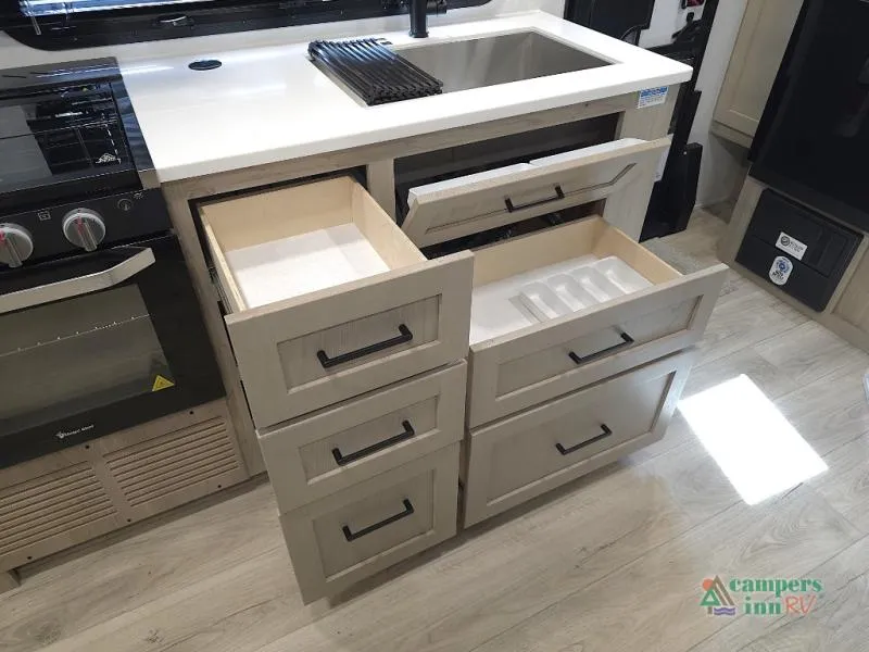 2026 Forest River Rockwood Mini Lite 2205S - Photo 4