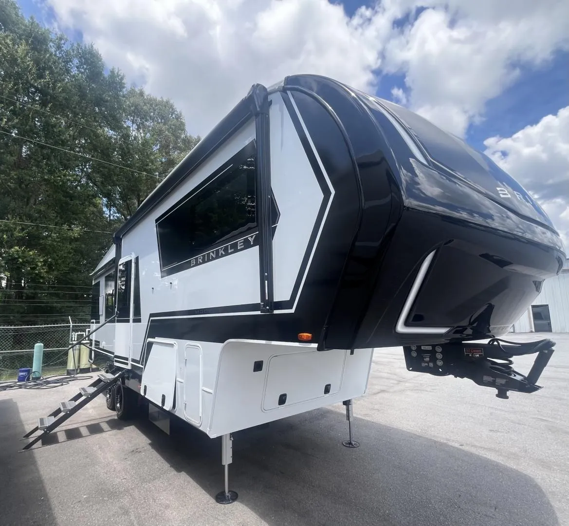 2026 Brinkley Model Z 2680 - Photo 2