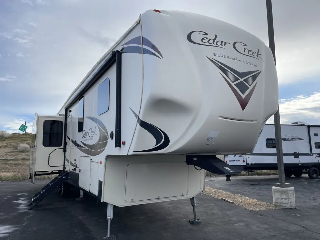 2018 Forest River Cedar Creek Silverback 35IK - Photo 2