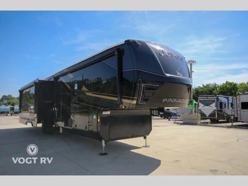2027 Jayco Pinnacle 38FBRK - Photo 2