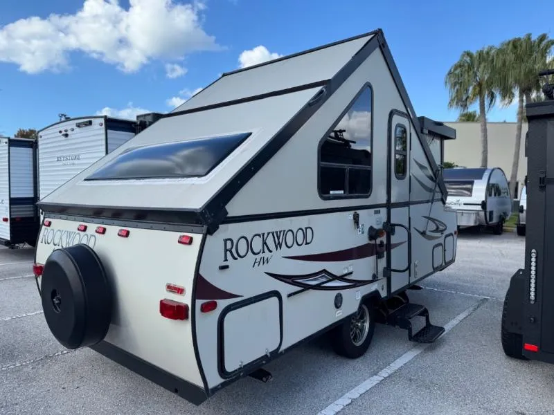 2018 Rockwood Hard Side High Wall A215HW - Photo 4