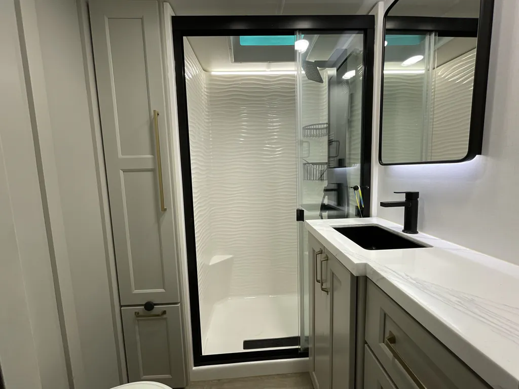 2024 Brinkley Model G 4000, Photos photo 16