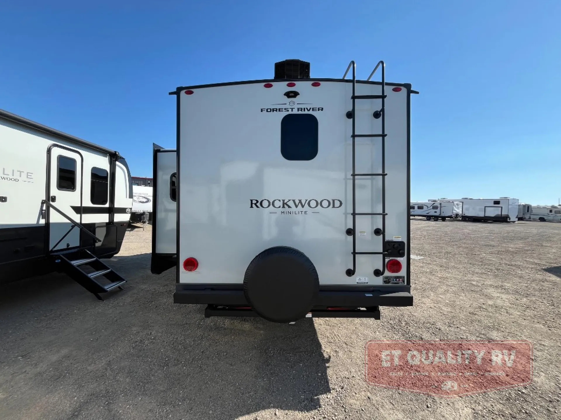 2027 Forest River Rockwood Mini Lite 2523MBR — Photo 6