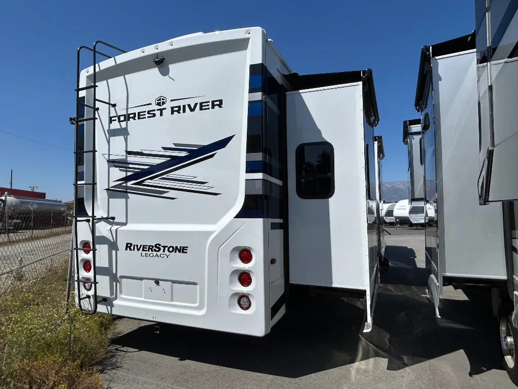 2026 Forest River RiverStone 420RE, Photos photo 2