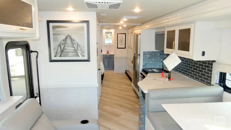 2026 Fleetwood Fortis 33HB - Photo 3
