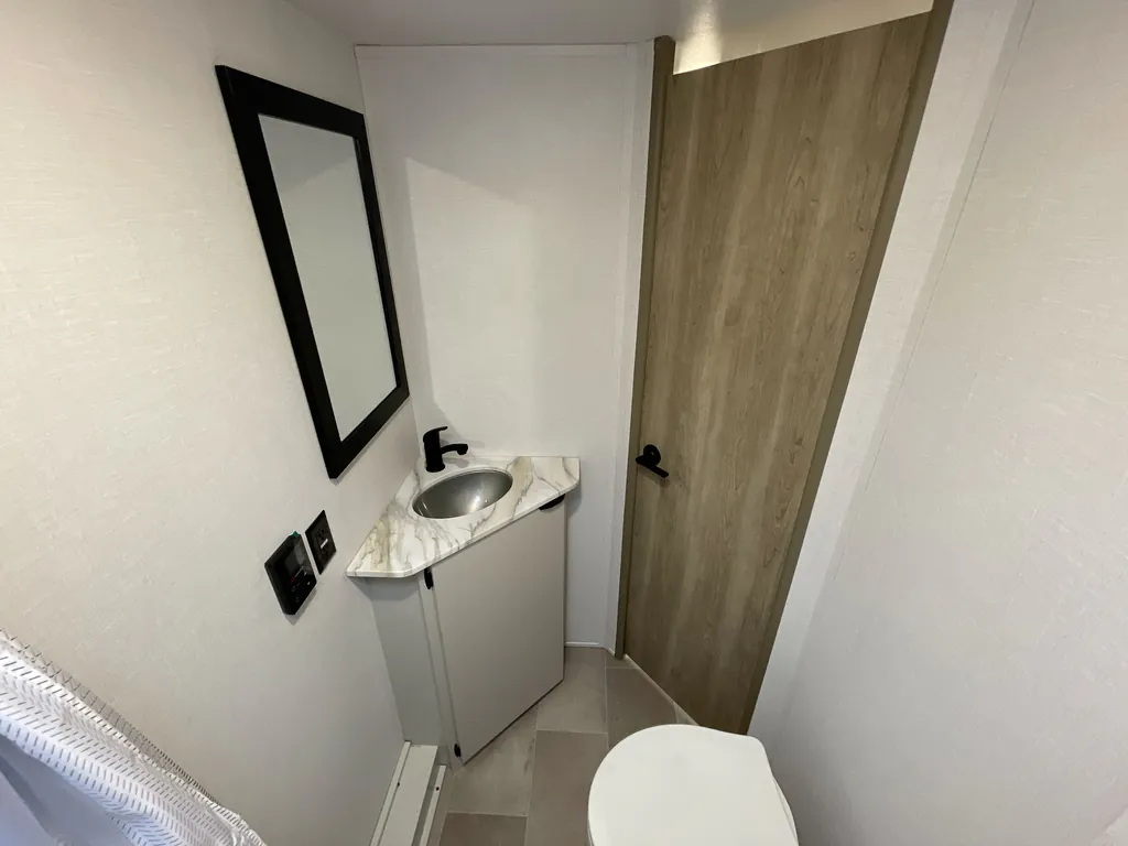 2027 Forest River Airelume 260, Photos photo 14