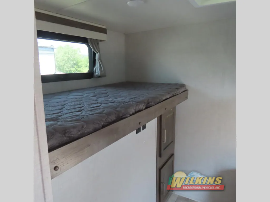 2023 Forest River Rockwood Ultra Lite 2911BS, Photos photo 13