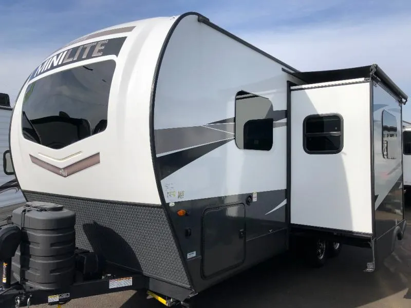 2024 Forest River Rockwood Mini Lite 2205S - Photo 4