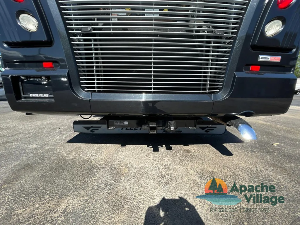 2017 Fleetwood Pace Arrow LXE 38F, Photos photo 13