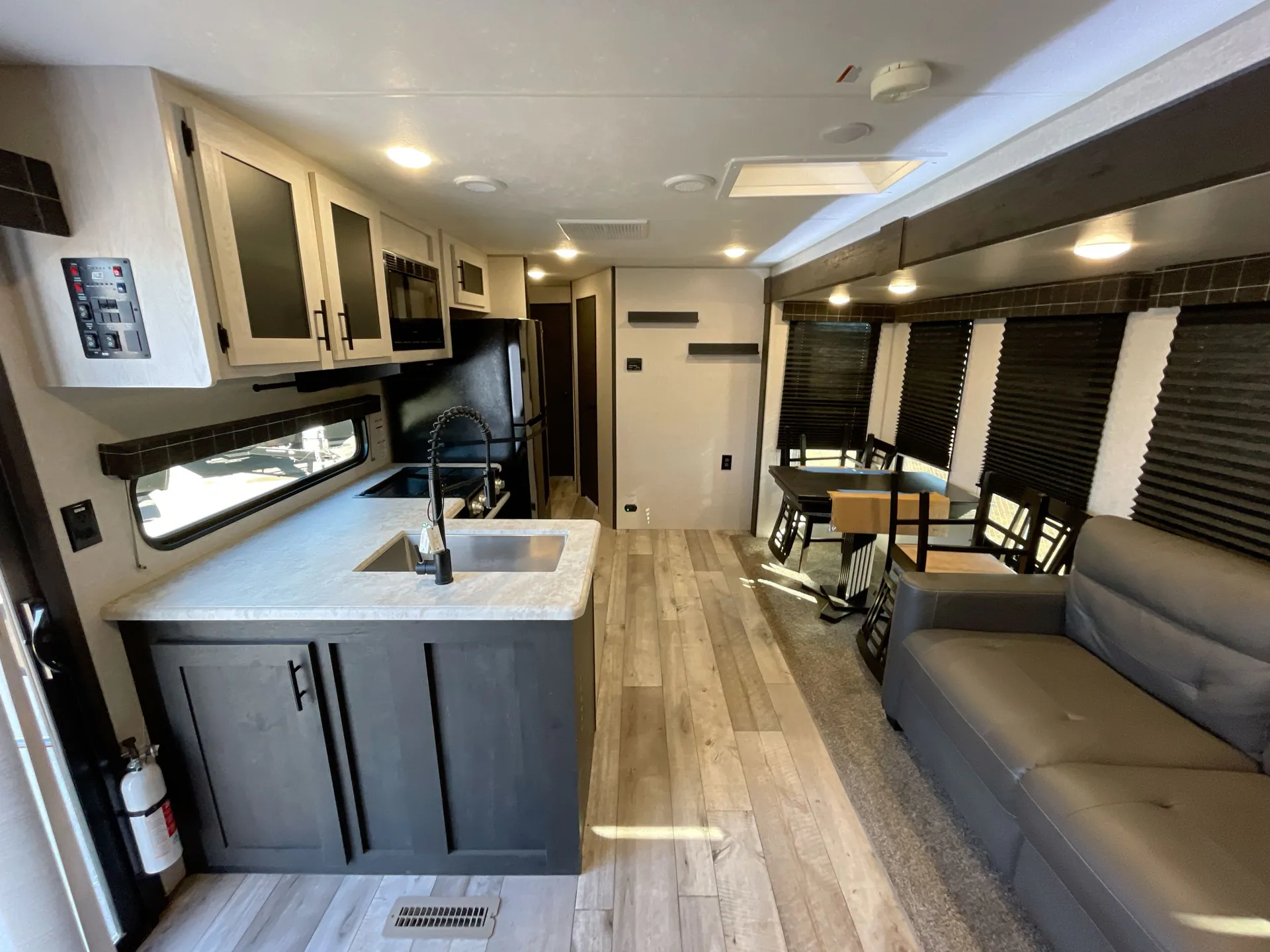 2022 K-Z Sportsmen 362DB — living area main