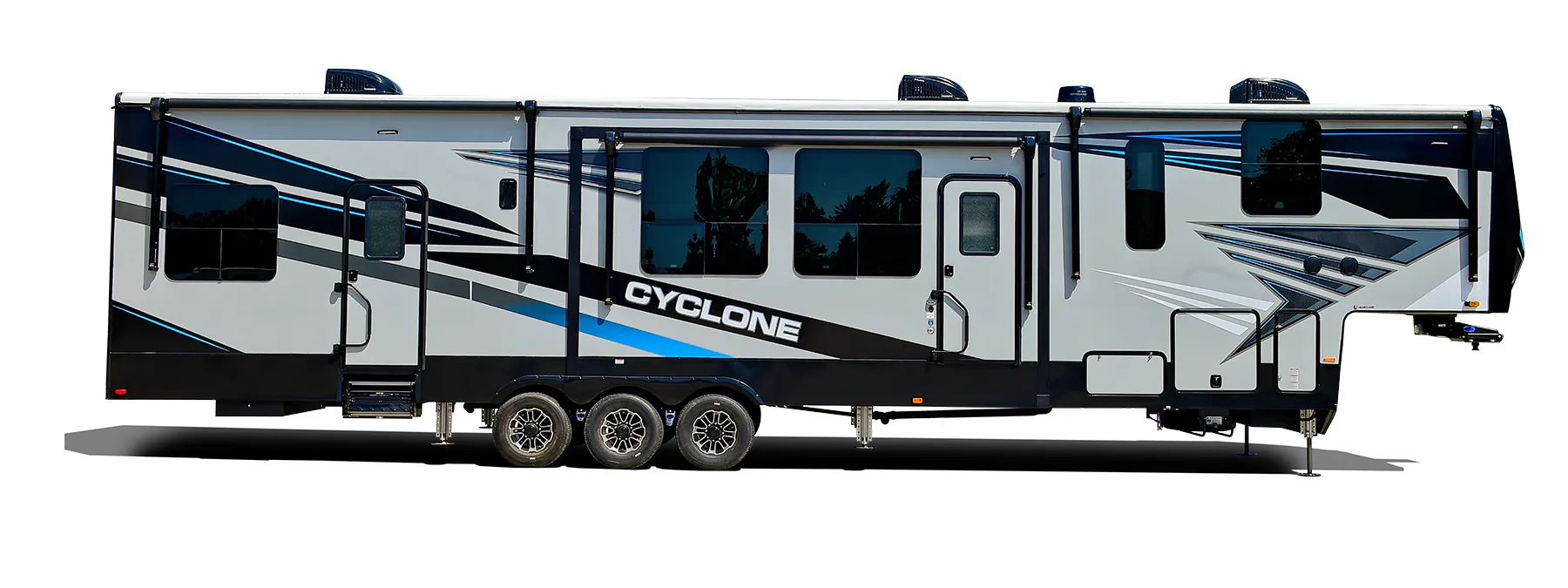 Heartland Cyclone 4118 exterior