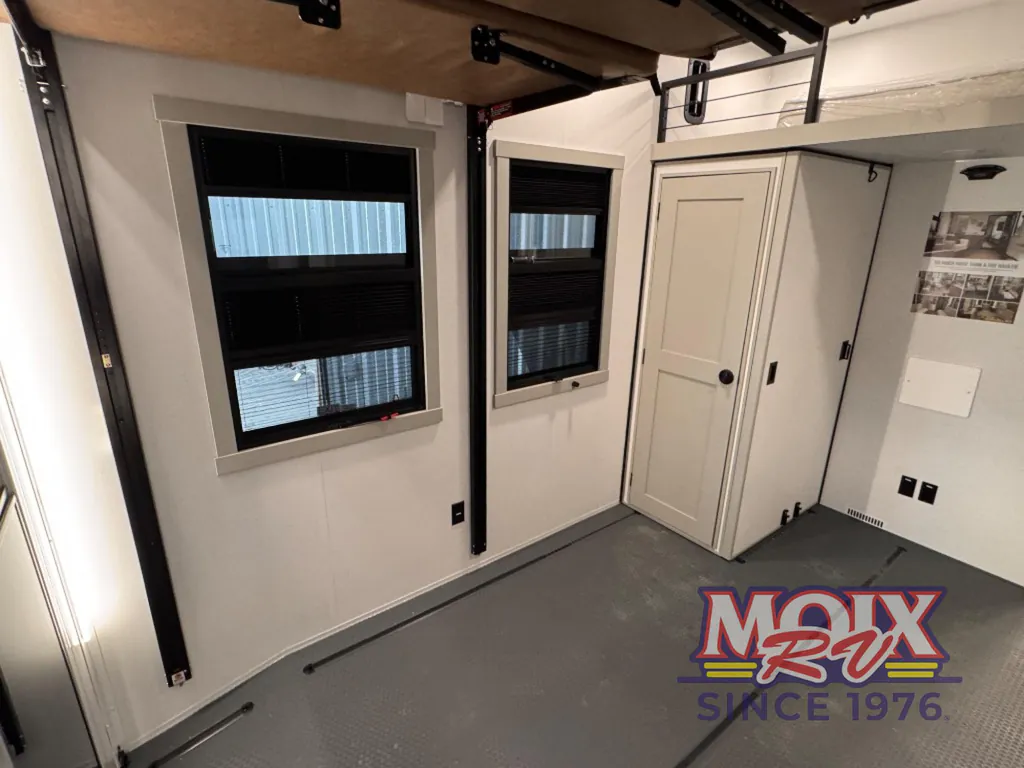 2026 Brinkley Model G 4100, Photos photo 62