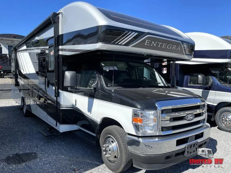 2026 Entegra Coach Odyssey 30Z - Photo 4