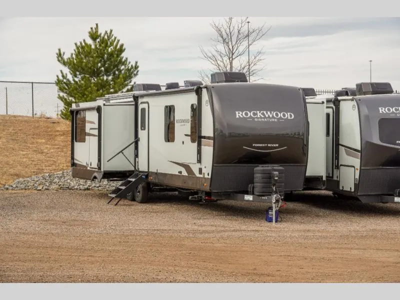 2026 Forest River Rockwood Signature 8332SB - Photo 2