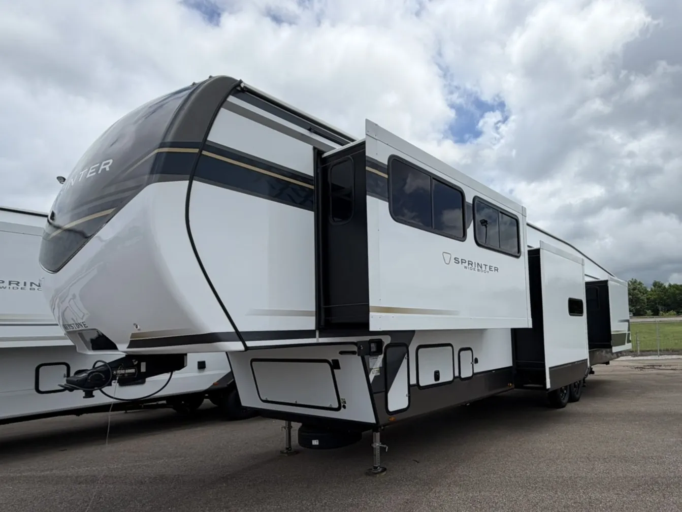 2026 Keystone Sprinter 3800FLB - Photo 3