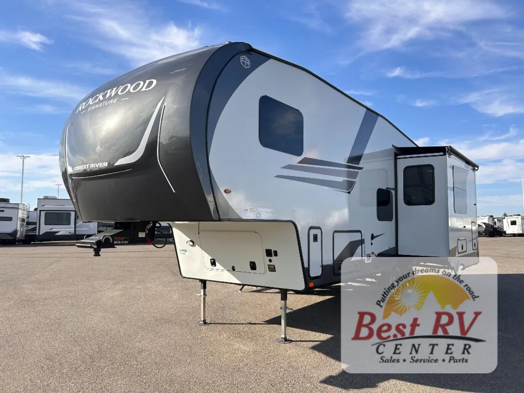 2026 Forest River Rockwood Signature R301RKS, Photos photo 7