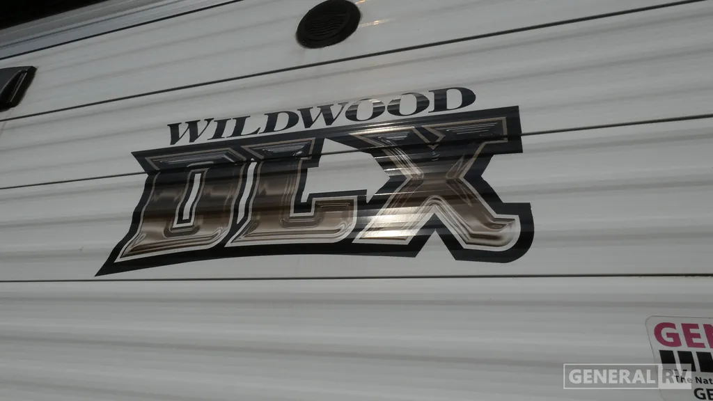 2018 Forest River Wildwood DLX 353FLFB, Photos photo 31