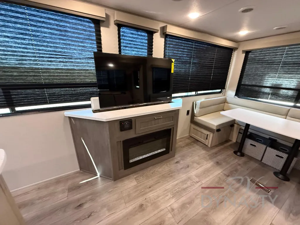 2026 Coachmen Catalina Legacy Edition 283RNR, Photos photo 21