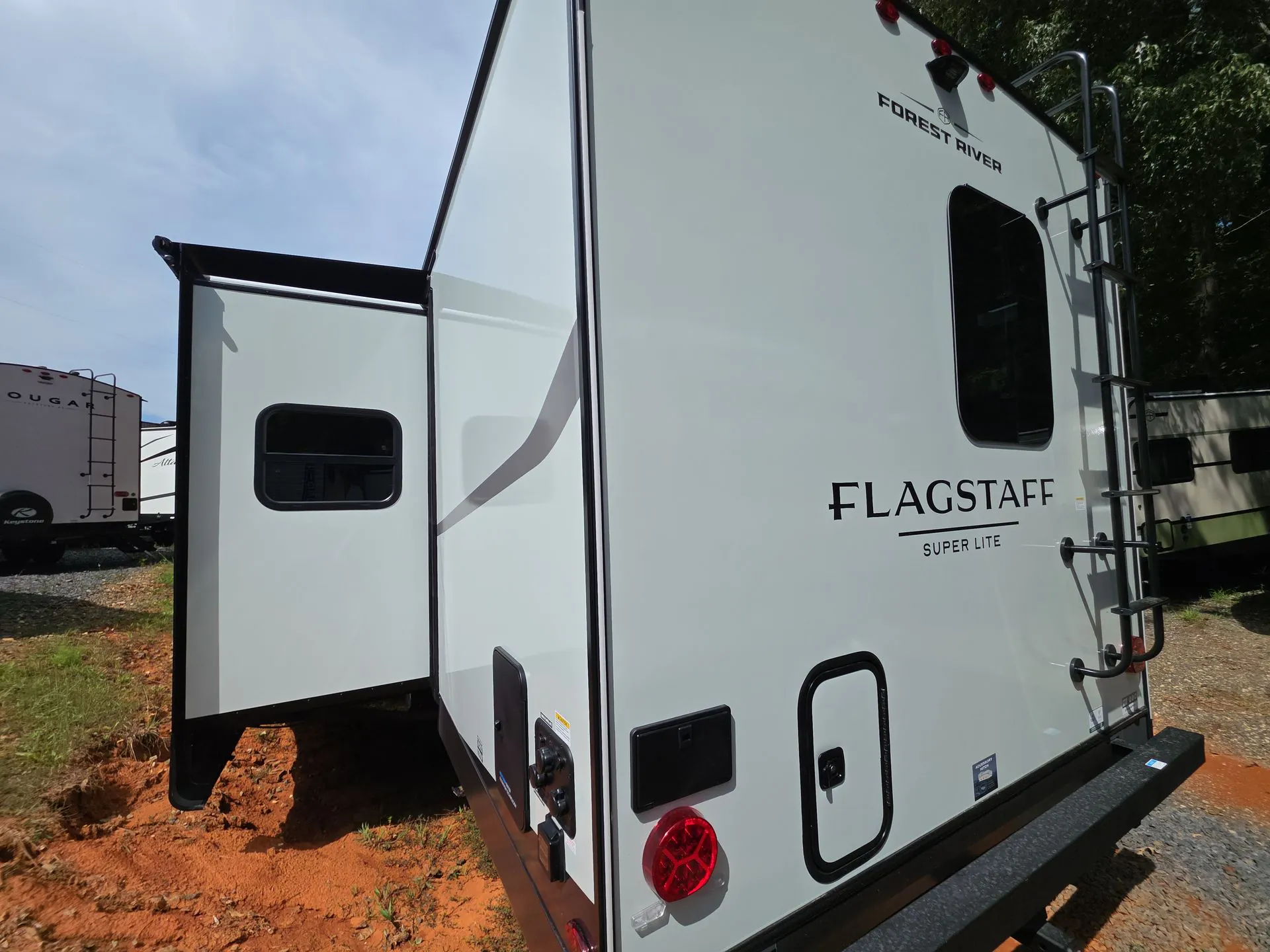 2027 Forest River Flagstaff Super Lite 26MBR — Photo 7