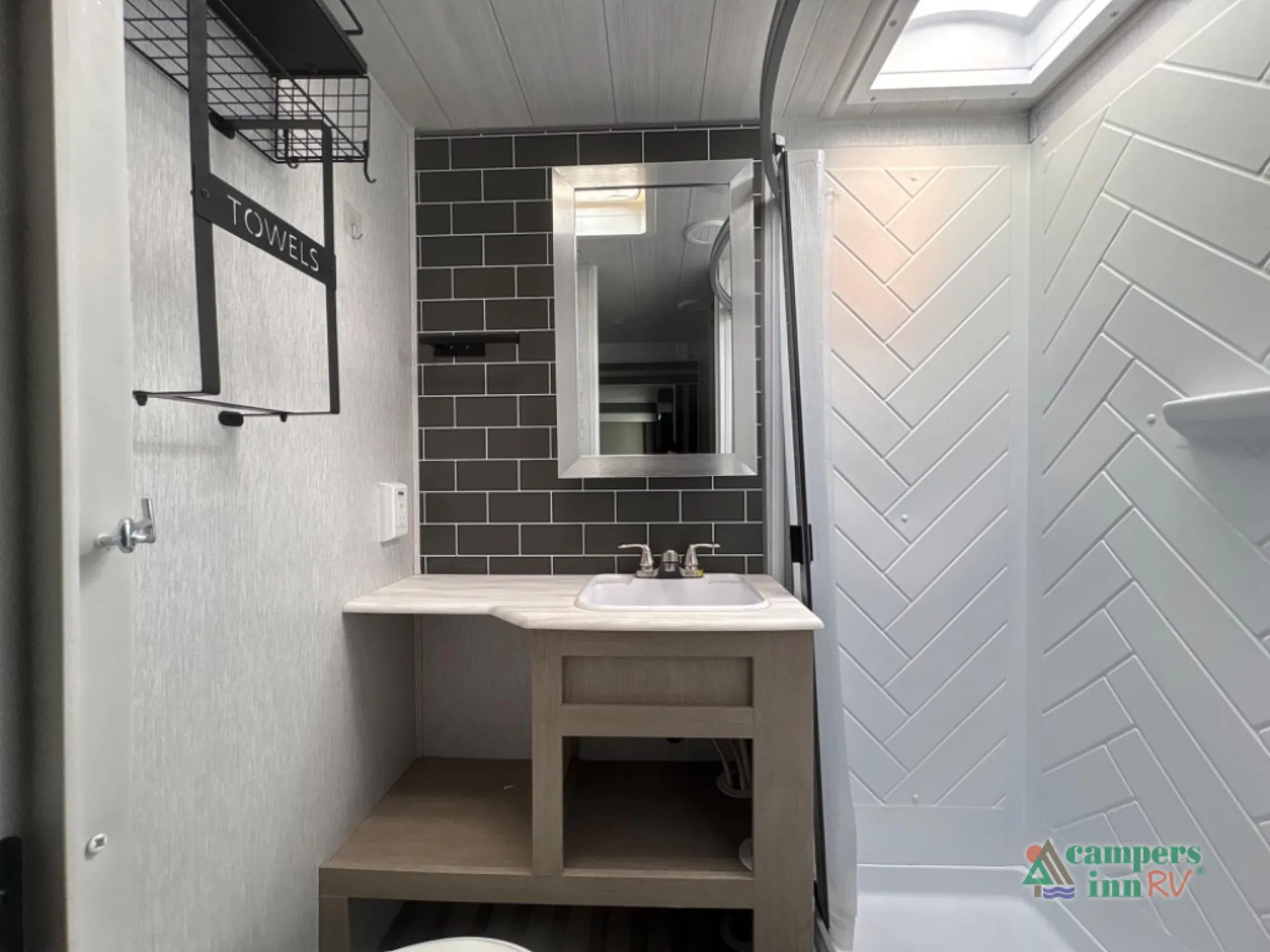 2023 Forest River Wildwood 31KQBTS — Photo 7