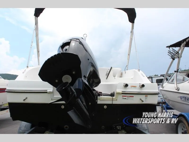 2022 Hurricane SunDeck Sport OB Used    188 - Photo 4