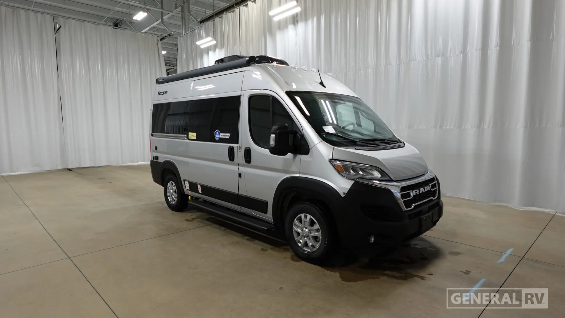 2027 Thor Motor Coach Scope 18M - Photo 2