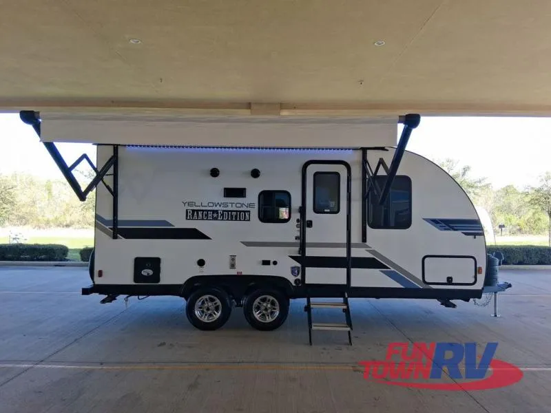 2026 Gulf Stream RV Yellowstone Ranch Edition 21QBS - Photo 2