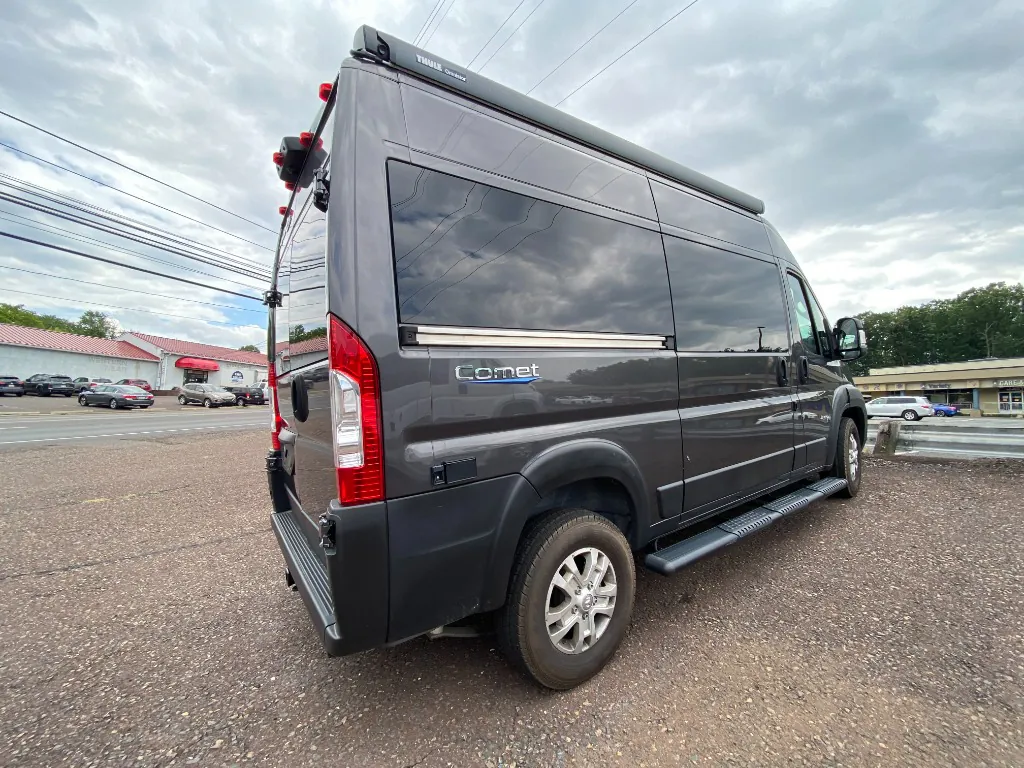 2024 Jayco Comet 18C - Photo 4