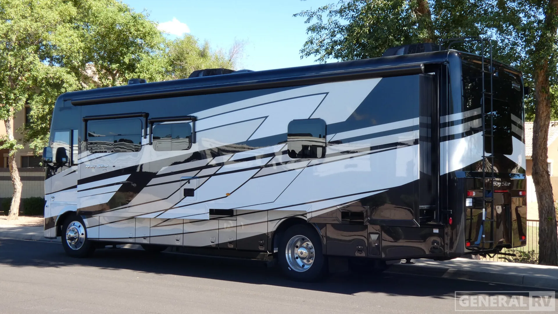 2026 Newmar Bay Star 3225 - Photo 4
